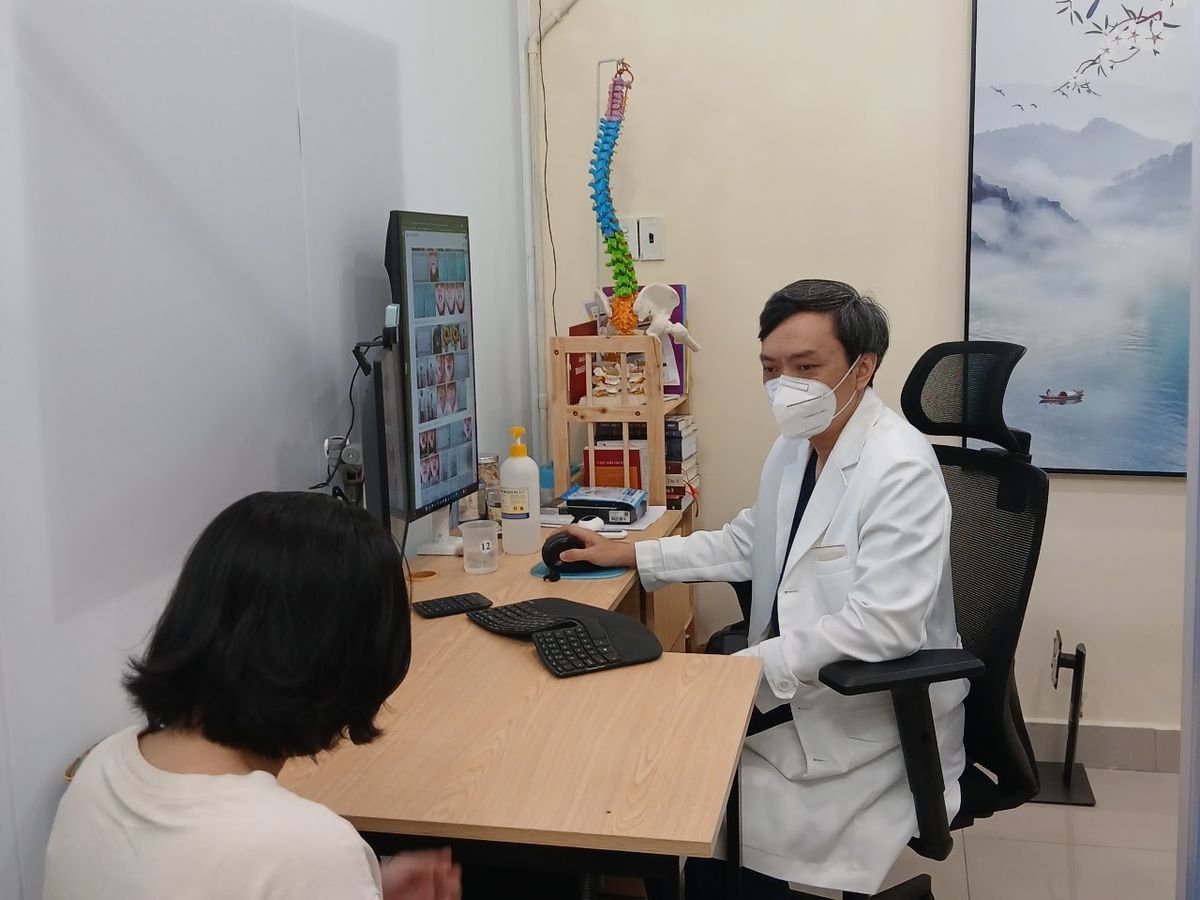 Phòng khám của ThS.BS Đinh Ngọc Đức tại Đông y Tâm Đức